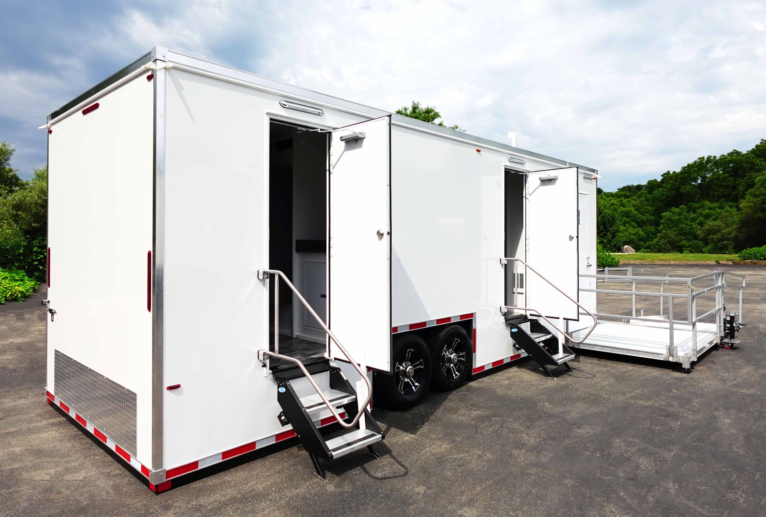 The Lavatory Los Angeles - Exterior View ADA Plus 6 Restroom Trailer