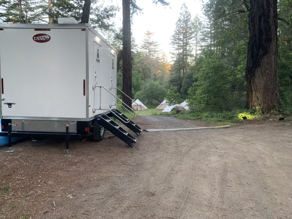 Mountain bathroom trailer rental in San Fernando Valley